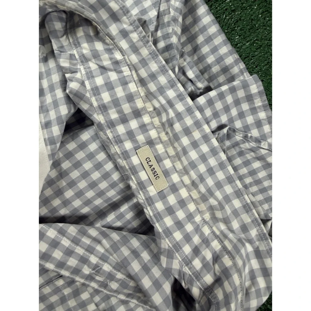 J. Crew Button Down Shirt Mens M Grey Good Classic Fit Gingham Cotton LS